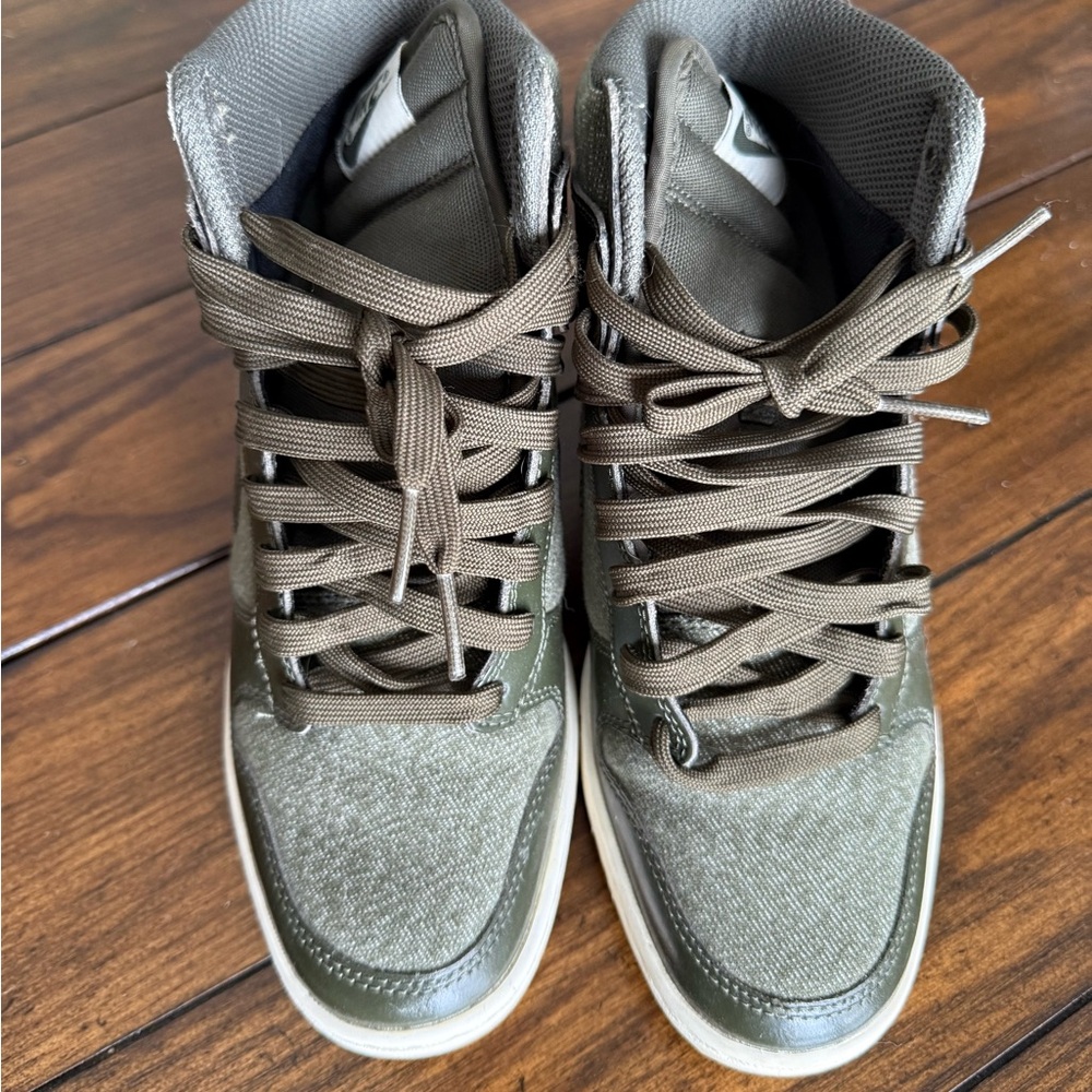Nike Green Lace Up Boots - Picture 5 of 7